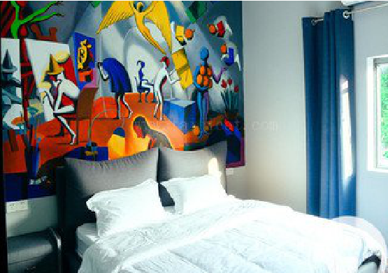 盘州对于酒店的墙体彩绘而言更注重哪些方面？